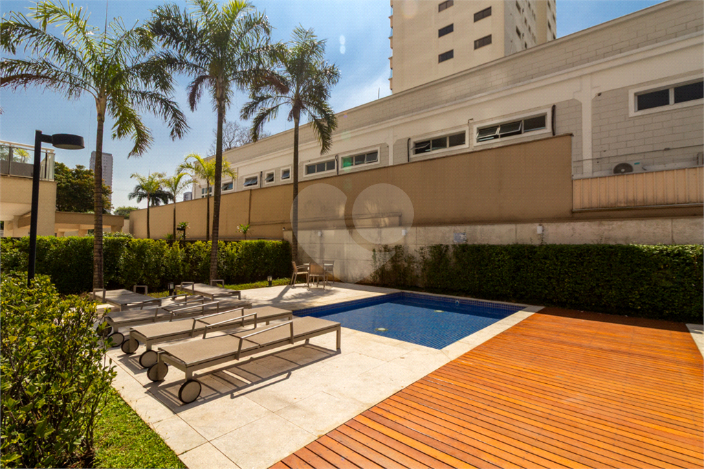 APARTAMENTO em VILA MASCOTE