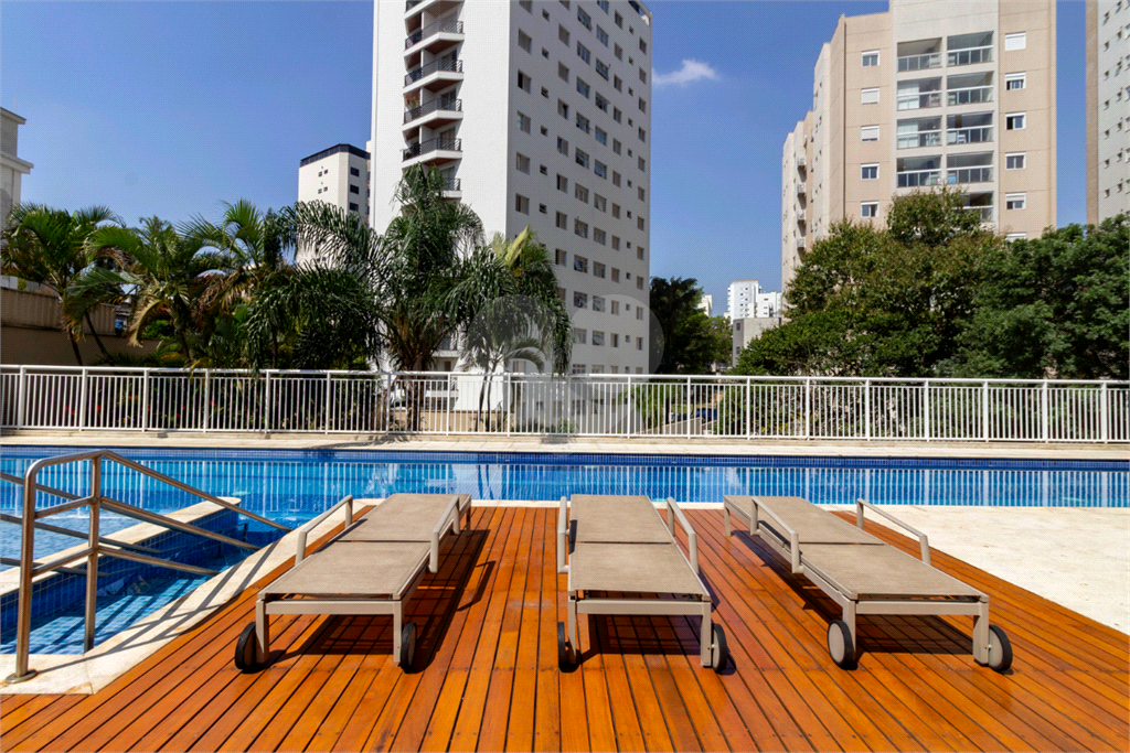 APARTAMENTO em VILA MASCOTE