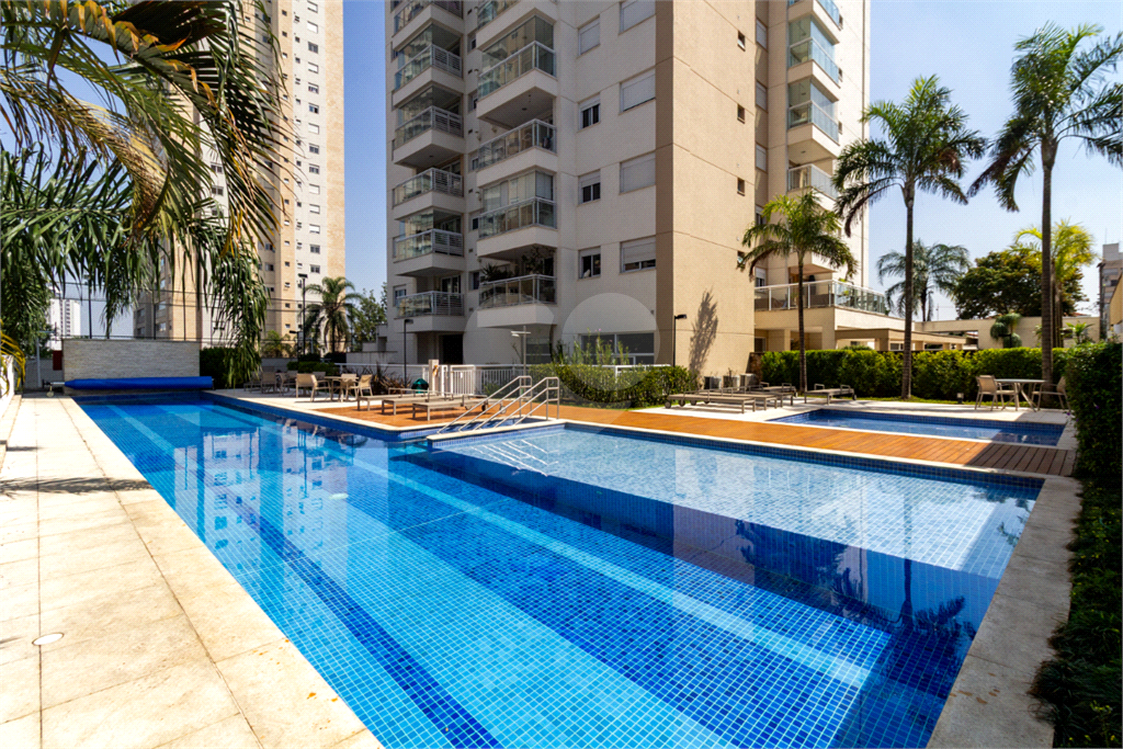 APARTAMENTO em VILA MASCOTE