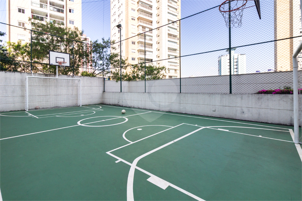 APARTAMENTO em VILA MASCOTE