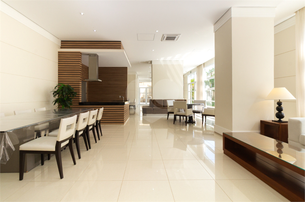 APARTAMENTO em VILA MASCOTE