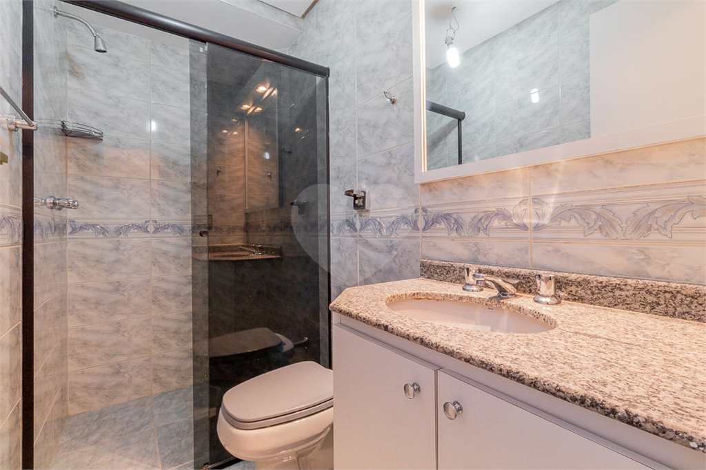 APARTAMENTO em MORUMBI