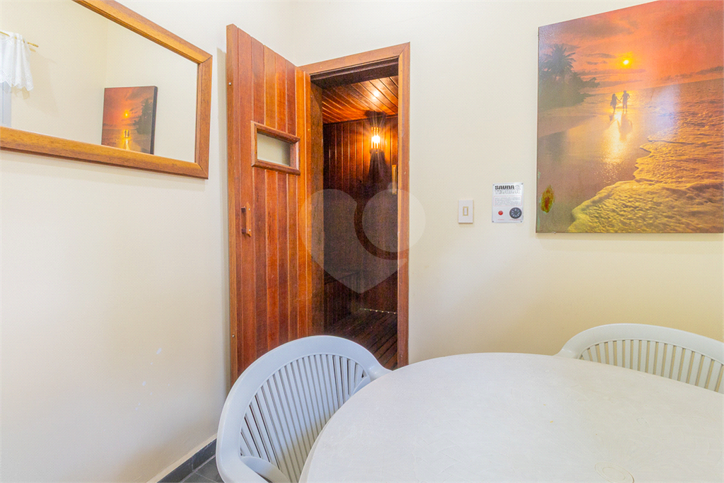 APARTAMENTO em MORUMBI