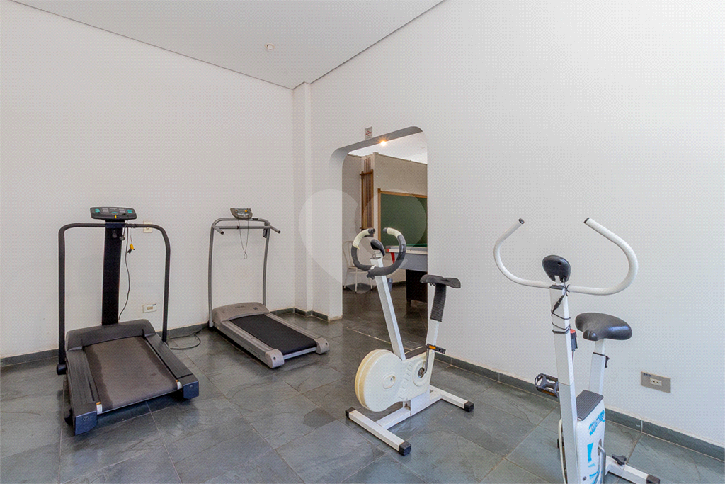 APARTAMENTO em MORUMBI