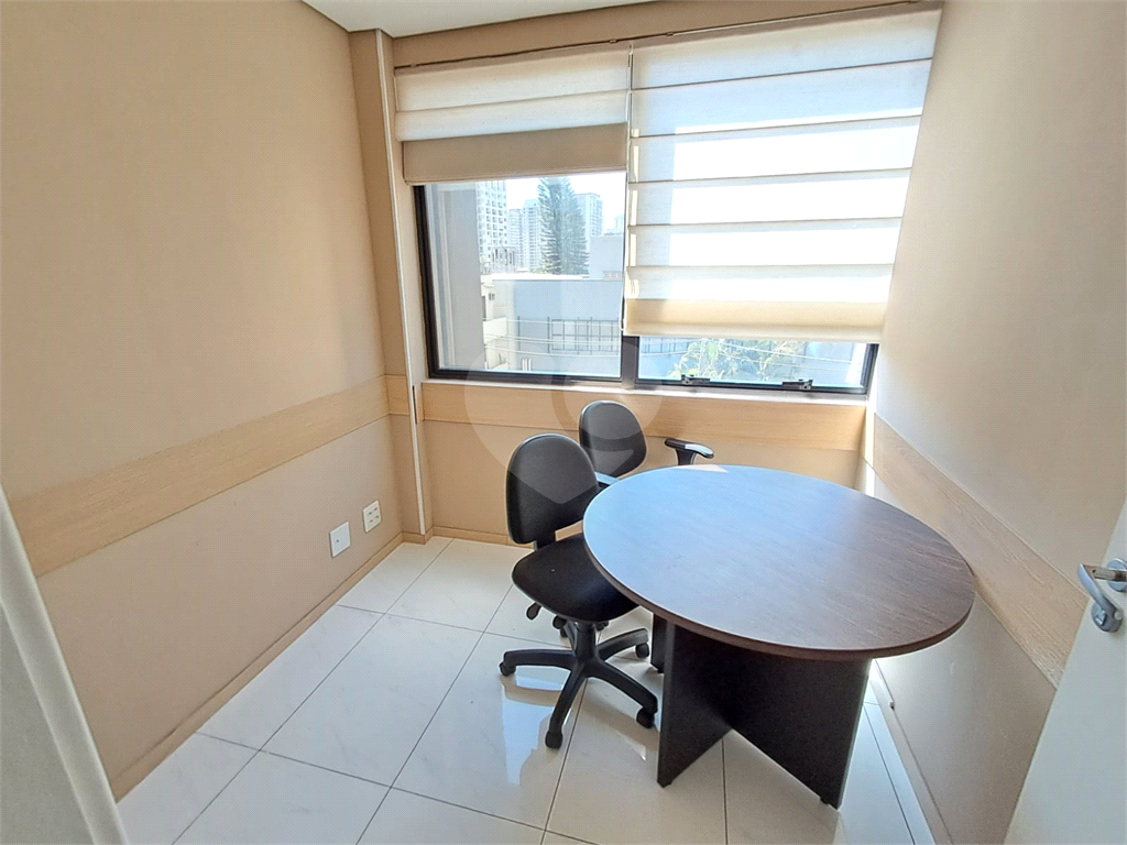 Conjunto / Sala Comercial - 5 Salas - 2 Vagas - 100 m² - Locação / Aluguel