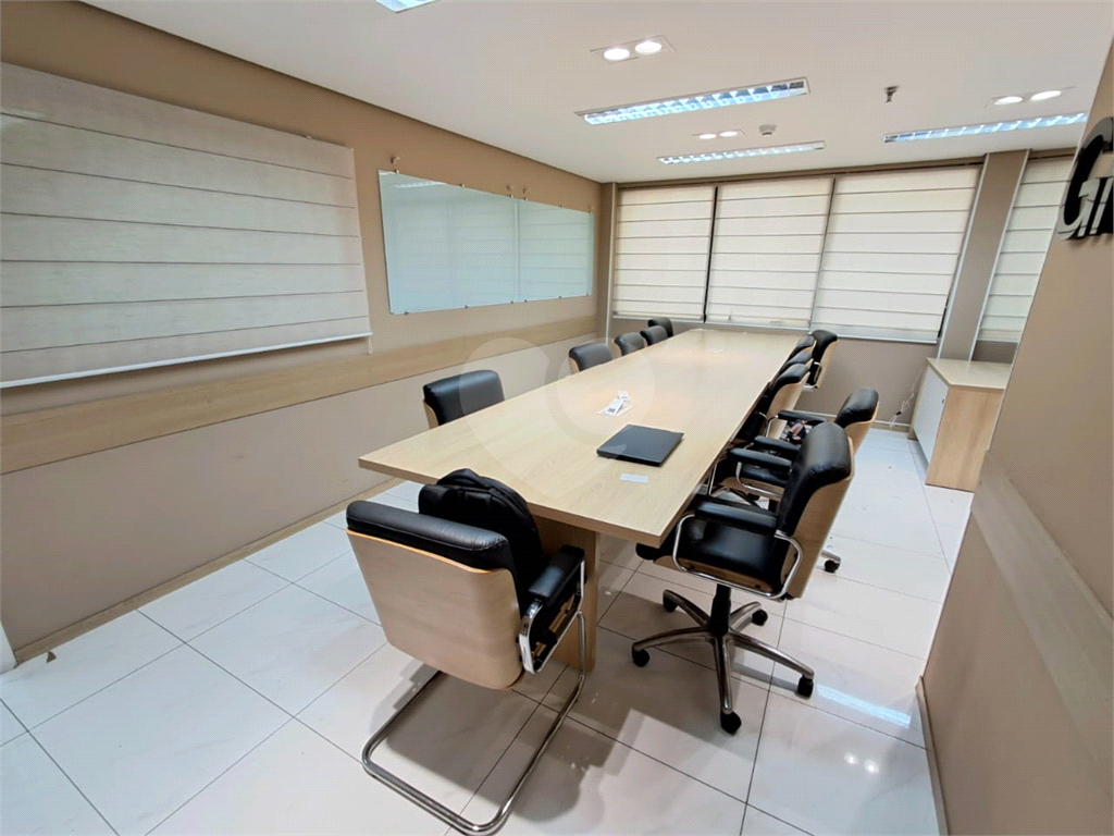 Conjunto / Sala Comercial - 5 Salas - 2 Vagas - 100 m² - Locação / Aluguel