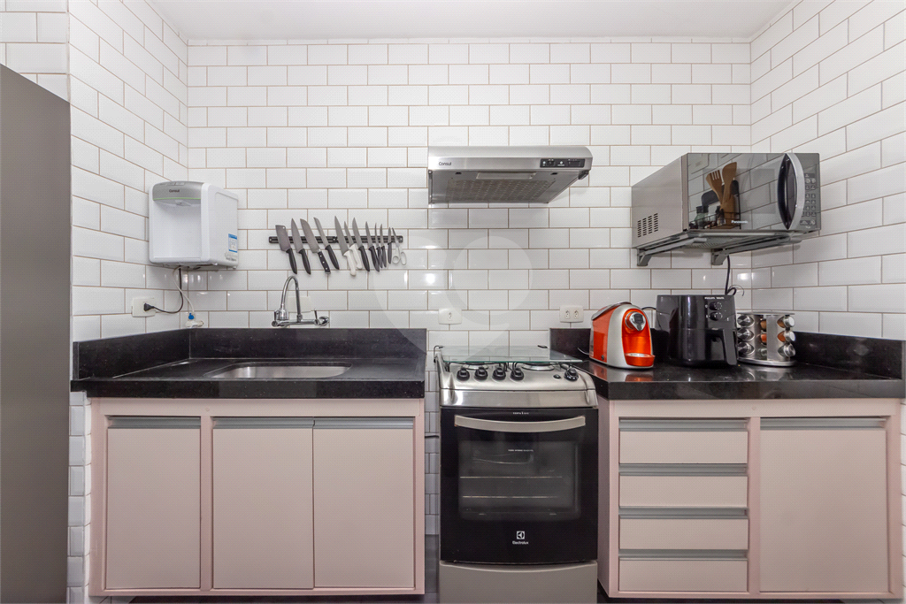 Apartamento com 57 m² à venda na Vila Mariana próximo ao metrô e Parque da Aclimação