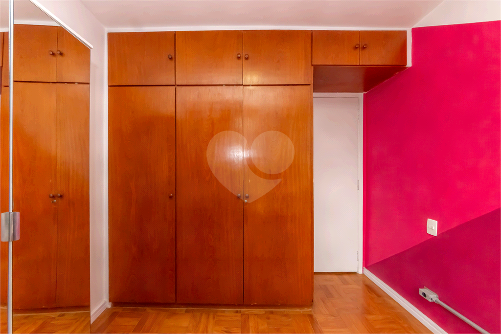 Apartamento com 57 m² à venda na Vila Mariana próximo ao metrô e Parque da Aclimação