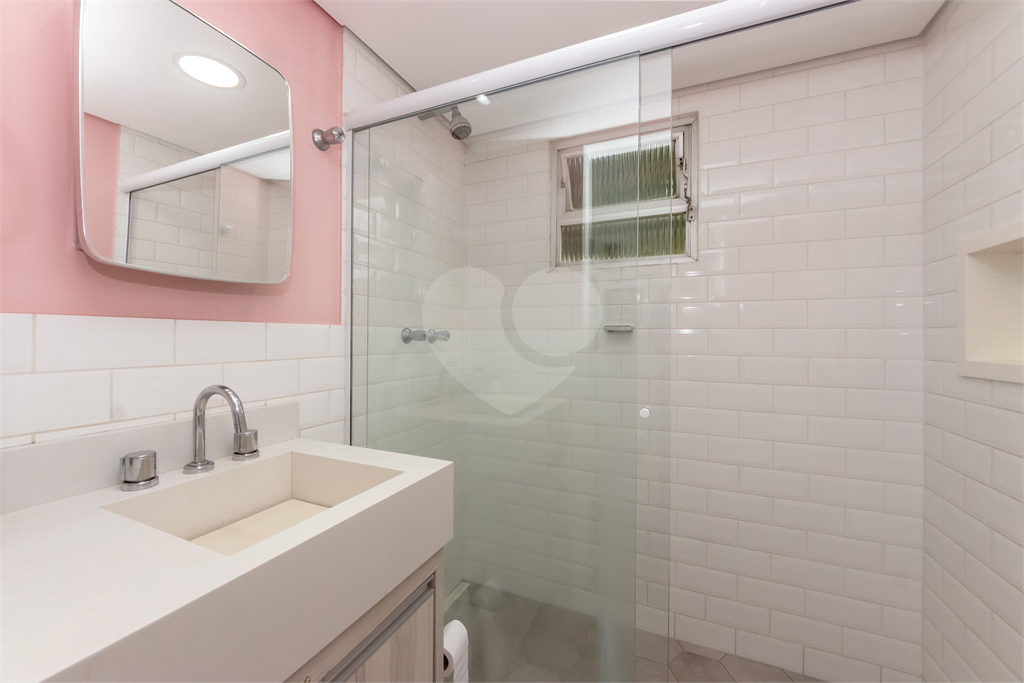 Apartamento com 57 m² à venda na Vila Mariana próximo ao metrô e Parque da Aclimação