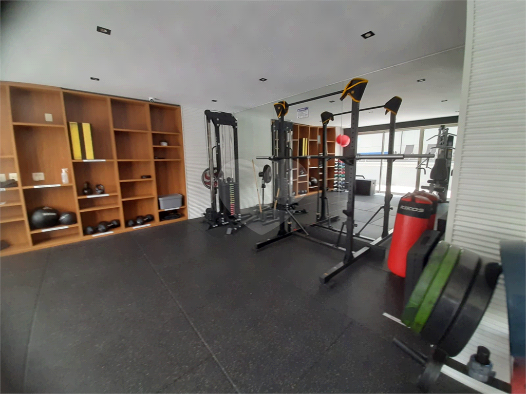 Apartamento metro Borba gato . 2 vagas, 73 metros