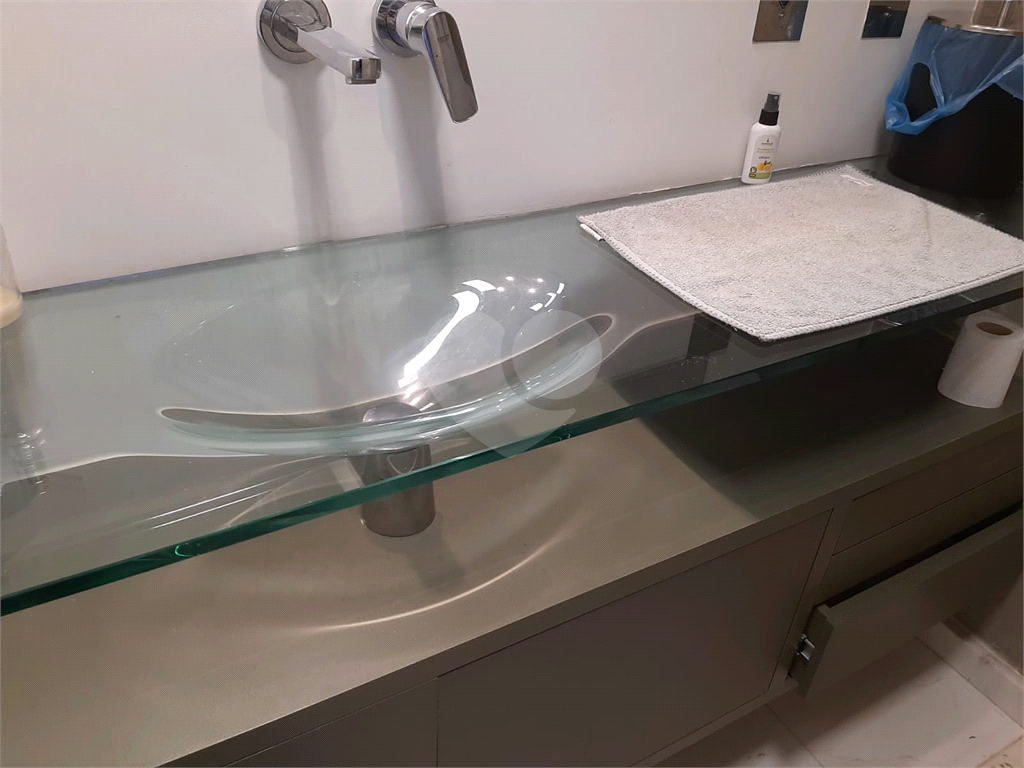 Apartamento metro Borba gato . 2 vagas, 73 metros