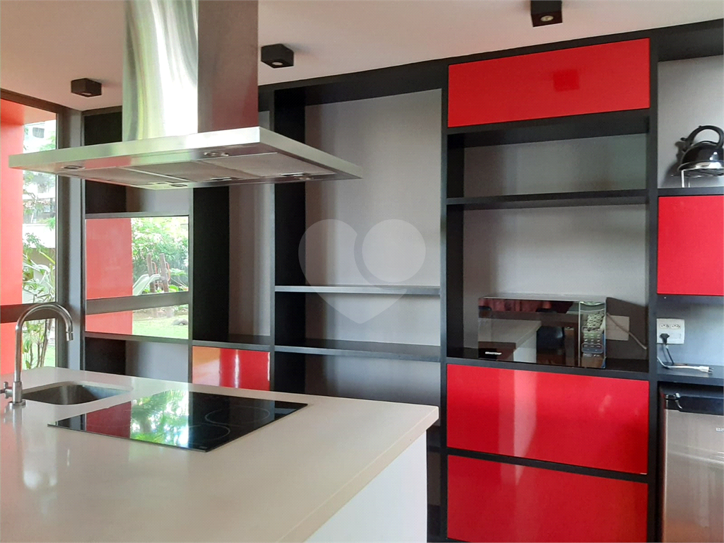 Apartamento metro Borba gato . 2 vagas, 73 metros