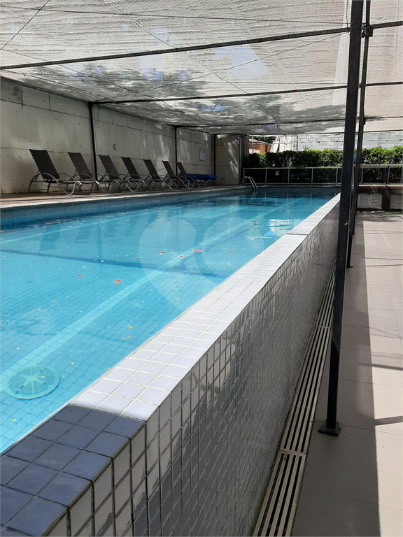 Apartamento metro Borba gato . 2 vagas, 73 metros