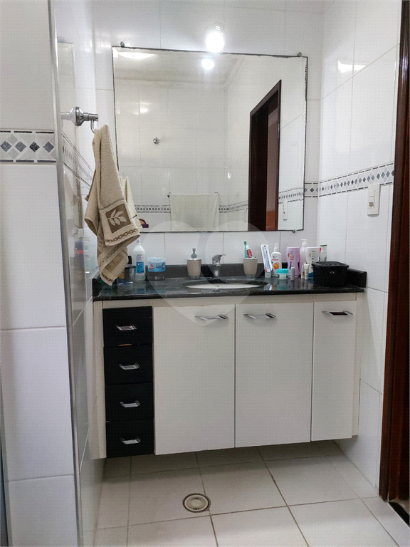 Incrível sobrado a 600 metros do metrô Jardim São Paulo - ande apenas 10 minutos.