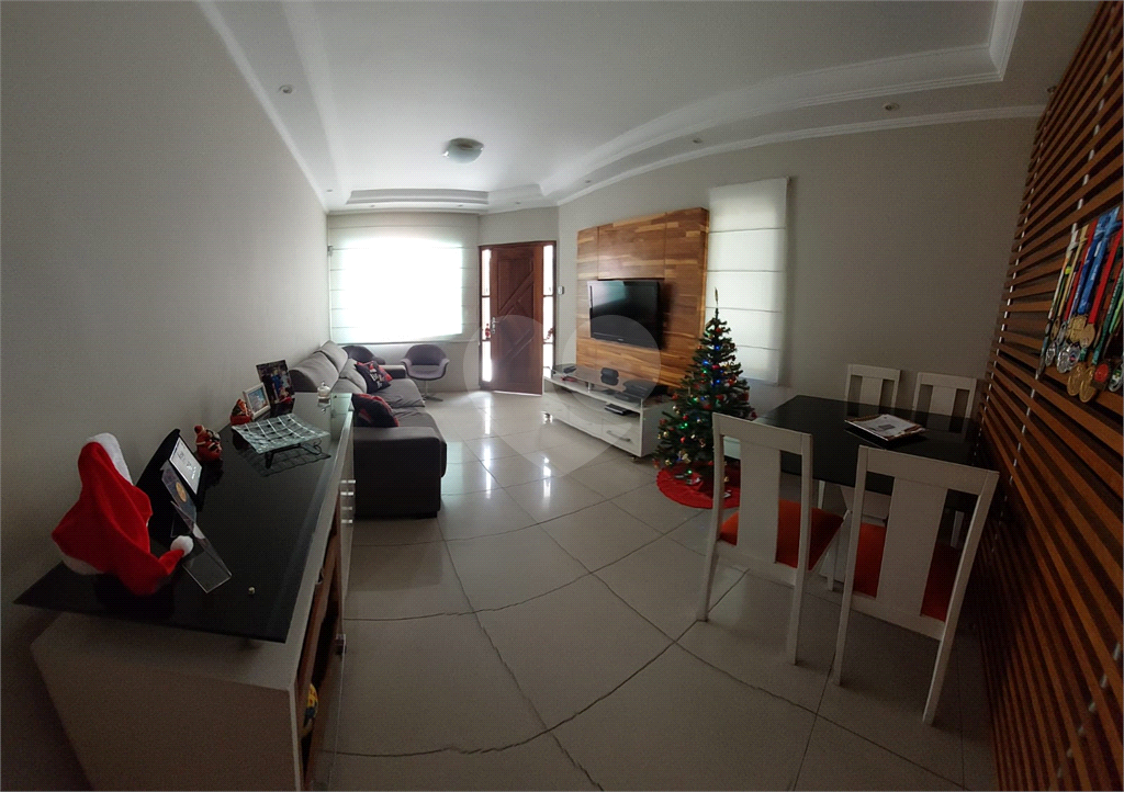 Incrível sobrado a 600 metros do metrô Jardim São Paulo - ande apenas 10 minutos.