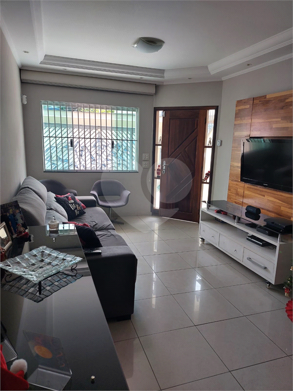 Incrível sobrado a 600 metros do metrô Jardim São Paulo - ande apenas 10 minutos.