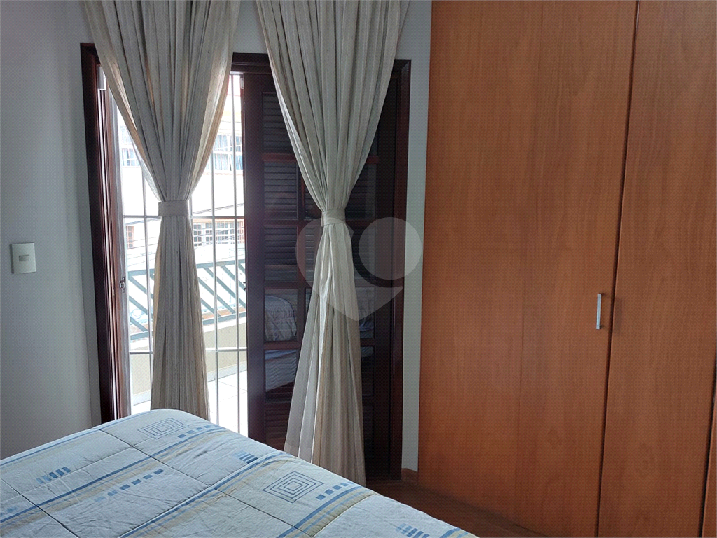 Incrível sobrado a 600 metros do metrô Jardim São Paulo - ande apenas 10 minutos.