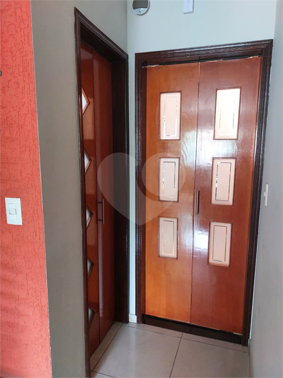 Incrível sobrado a 600 metros do metrô Jardim São Paulo - ande apenas 10 minutos.