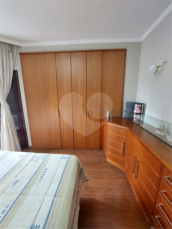 Incrível sobrado a 600 metros do metrô Jardim São Paulo - ande apenas 10 minutos.