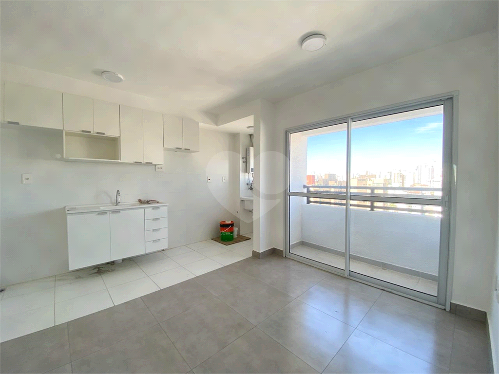 APARTAMENTO em SANTANA