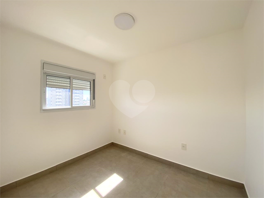 Apartamento na  Vila Paulicéia 2 dormitórios