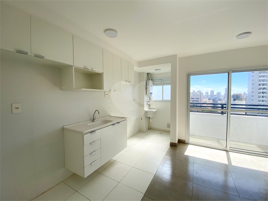 Apartamento na  Vila Paulicéia 2 dormitórios