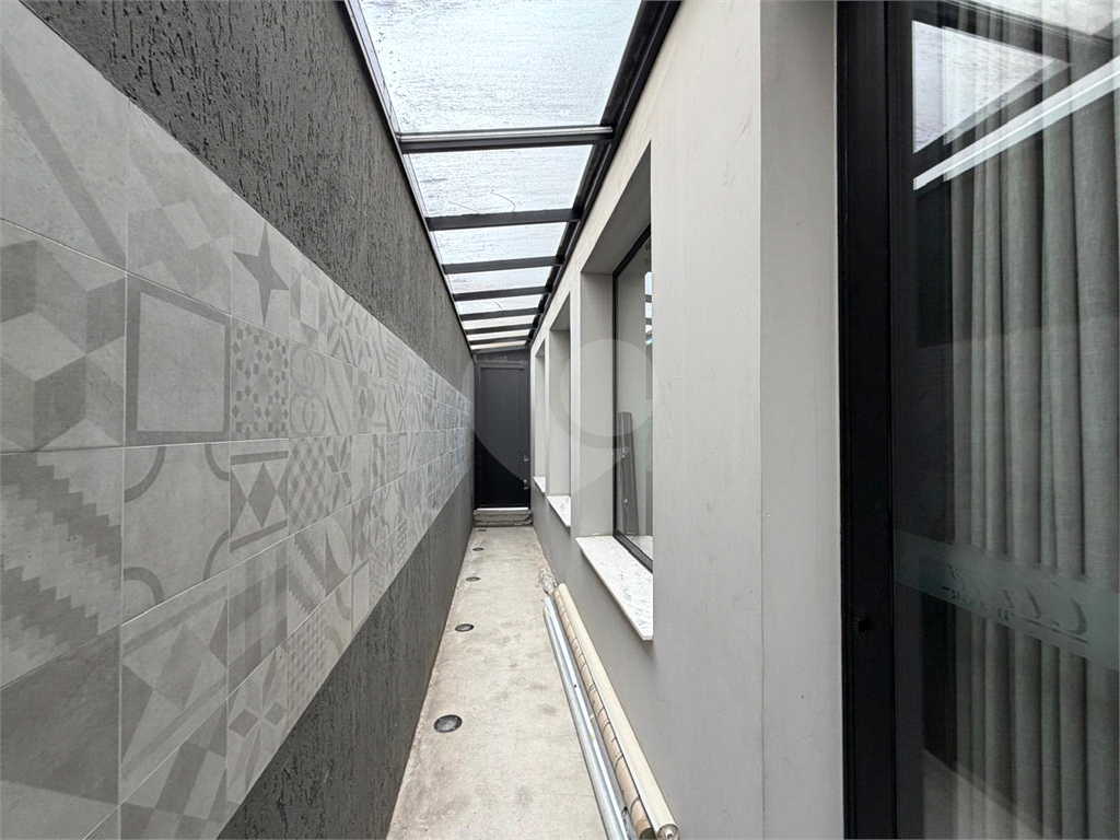 Salão Comercial de Dois Pavimentos em Localização Privilegiada! Venda e Locação