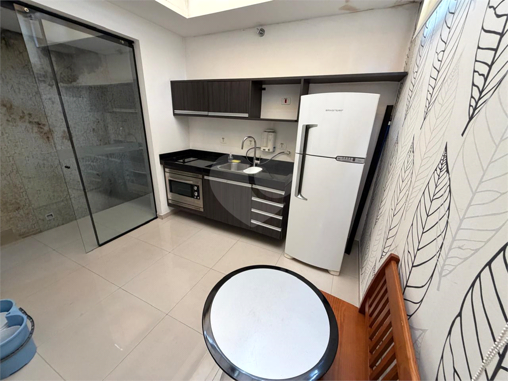 Salão Comercial de Dois Pavimentos em Localização Privilegiada! Venda e Locação