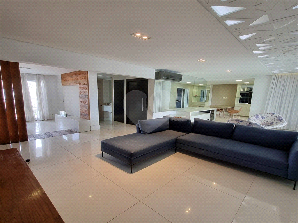 Apartamento exclusivo ao lado da Avenida Braz Leme.