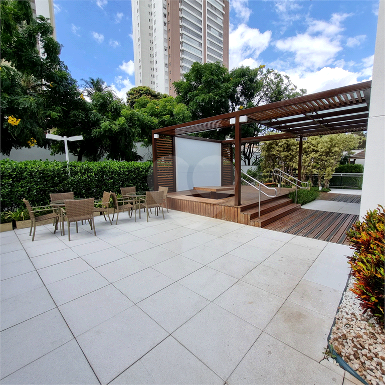 Apartamento exclusivo ao lado da Avenida Braz Leme.