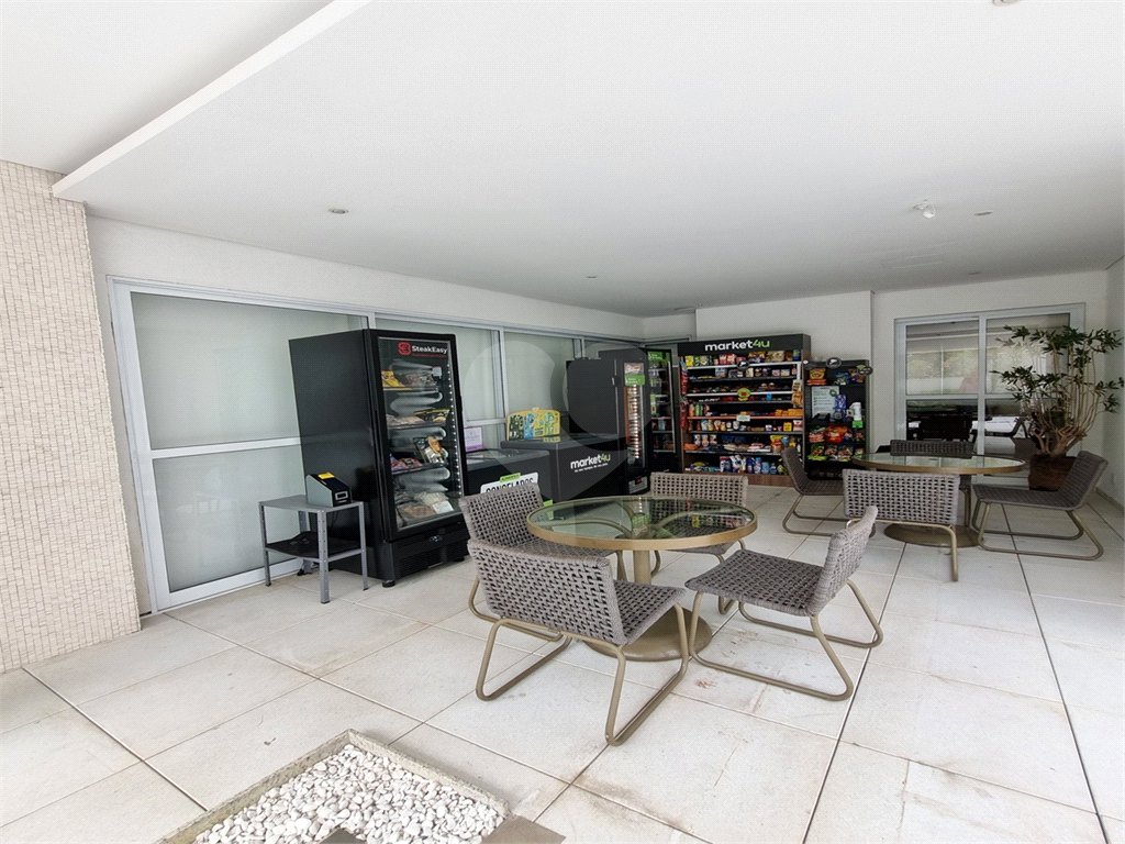 Apartamento exclusivo ao lado da Avenida Braz Leme.