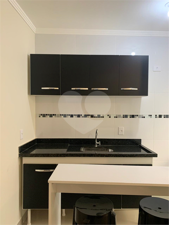 Apartamento à venda na Parada Inglesa – 8 minutos a pé do metrô | Semi mobiliado