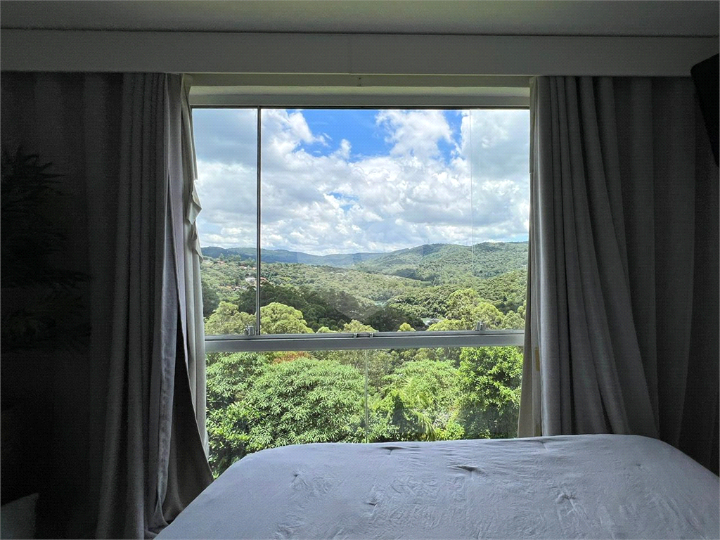 Casa na Serra da Cantareira moderna com 4 suítes com vista privilegiada