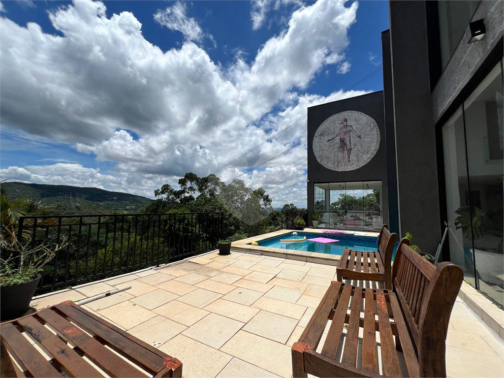 Casa na Serra da Cantareira moderna com 4 suítes com vista privilegiada