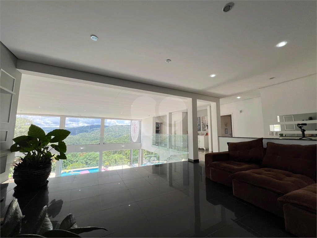 Casa na Serra da Cantareira moderna com 4 suítes com vista privilegiada