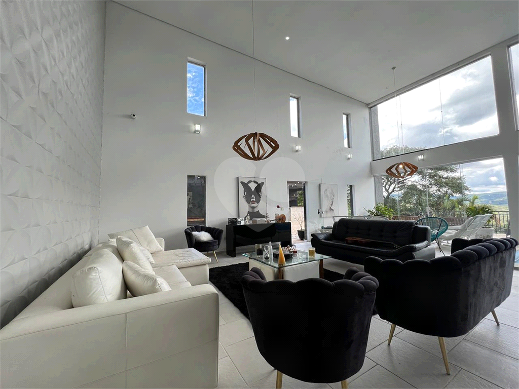 Casa na Serra da Cantareira moderna com 4 suítes com vista privilegiada