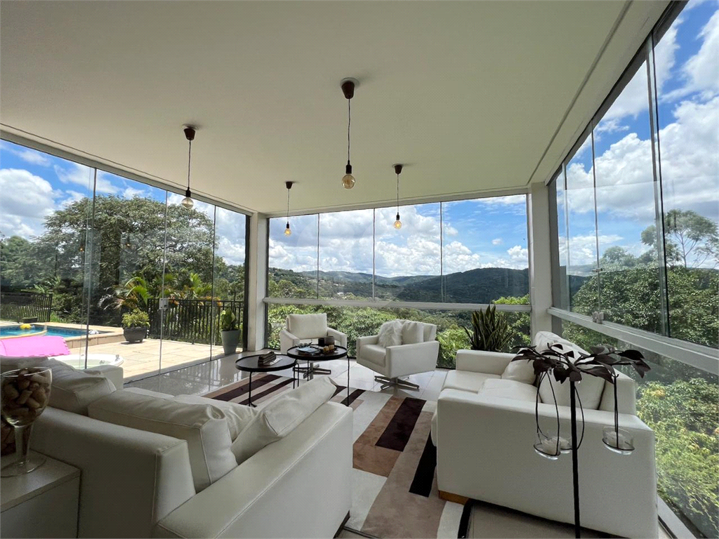 Casa na Serra da Cantareira moderna com 4 suítes com vista privilegiada