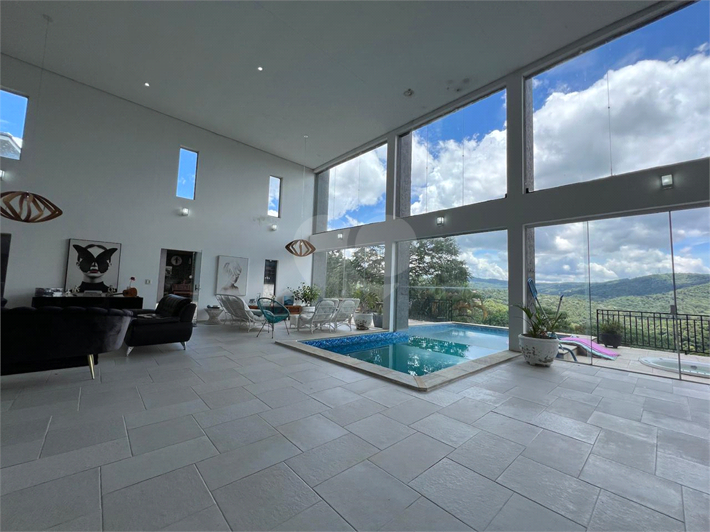 Casa na Serra da Cantareira moderna com 4 suítes com vista privilegiada