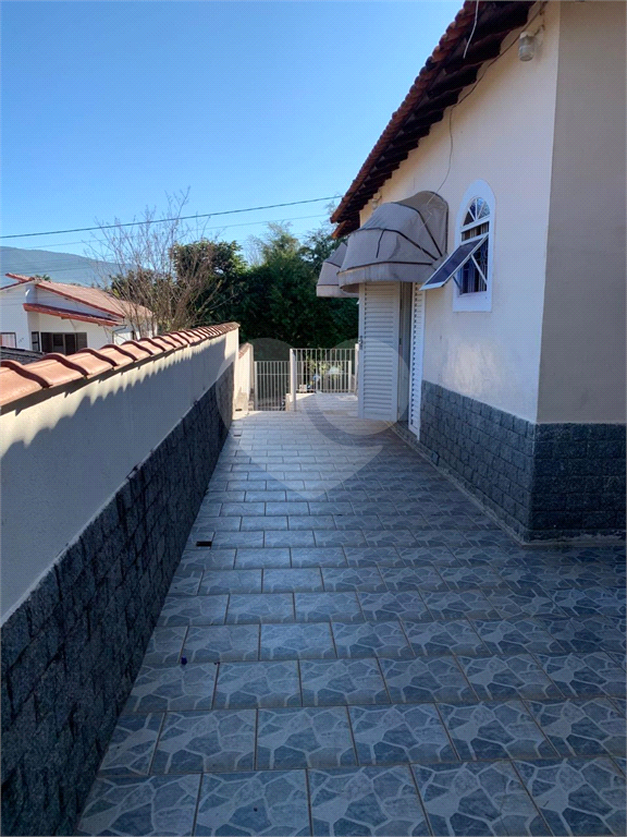 Casa à venda no Bairro Galo Branco – 150 m² de terreno | Documentação em ordem