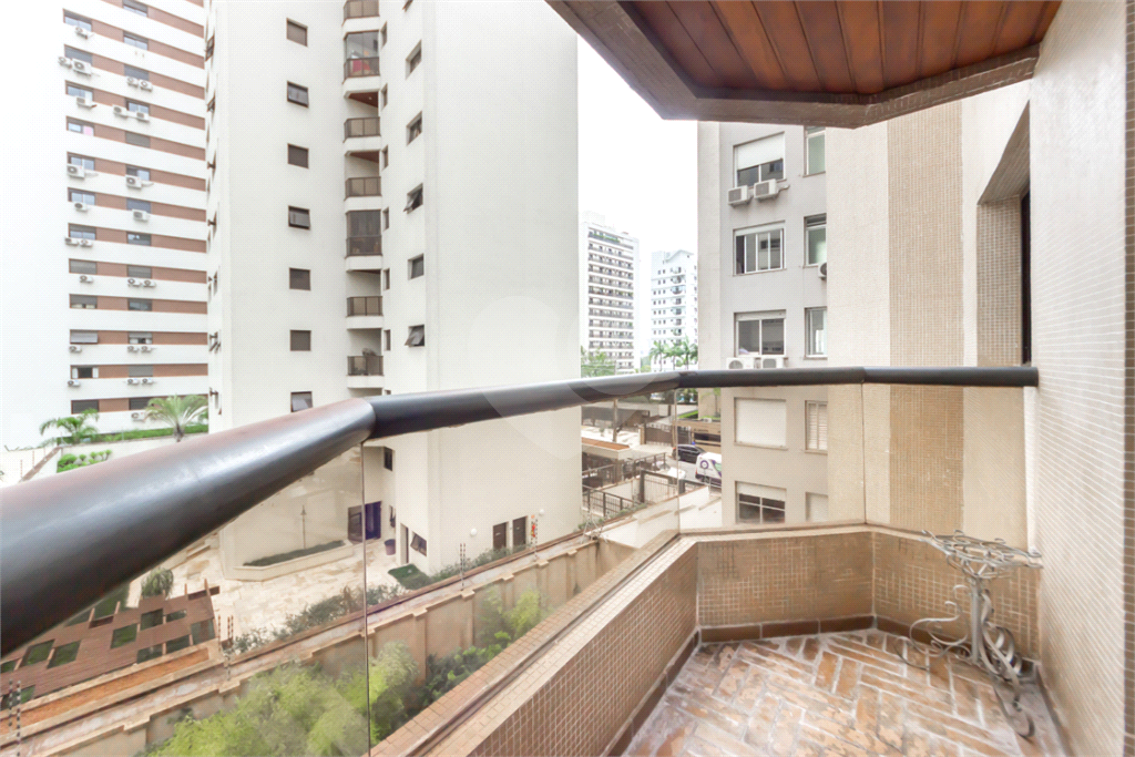 APARTAMENTO À VENDA EM HIGIENÓPOLIS 