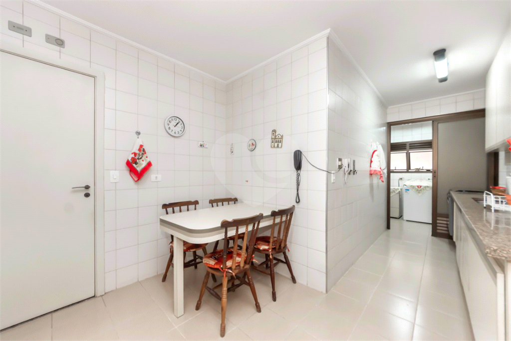 APARTAMENTO À VENDA EM HIGIENÓPOLIS 
