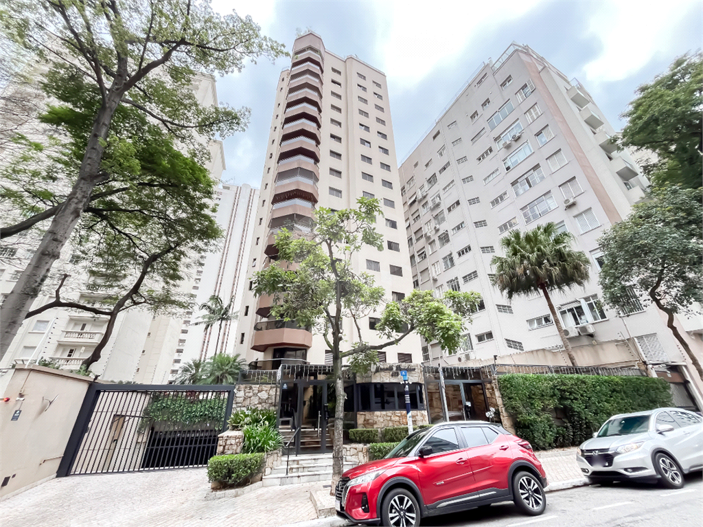 APARTAMENTO À VENDA EM HIGIENÓPOLIS 