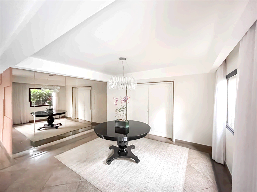 APARTAMENTO À VENDA EM HIGIENÓPOLIS 