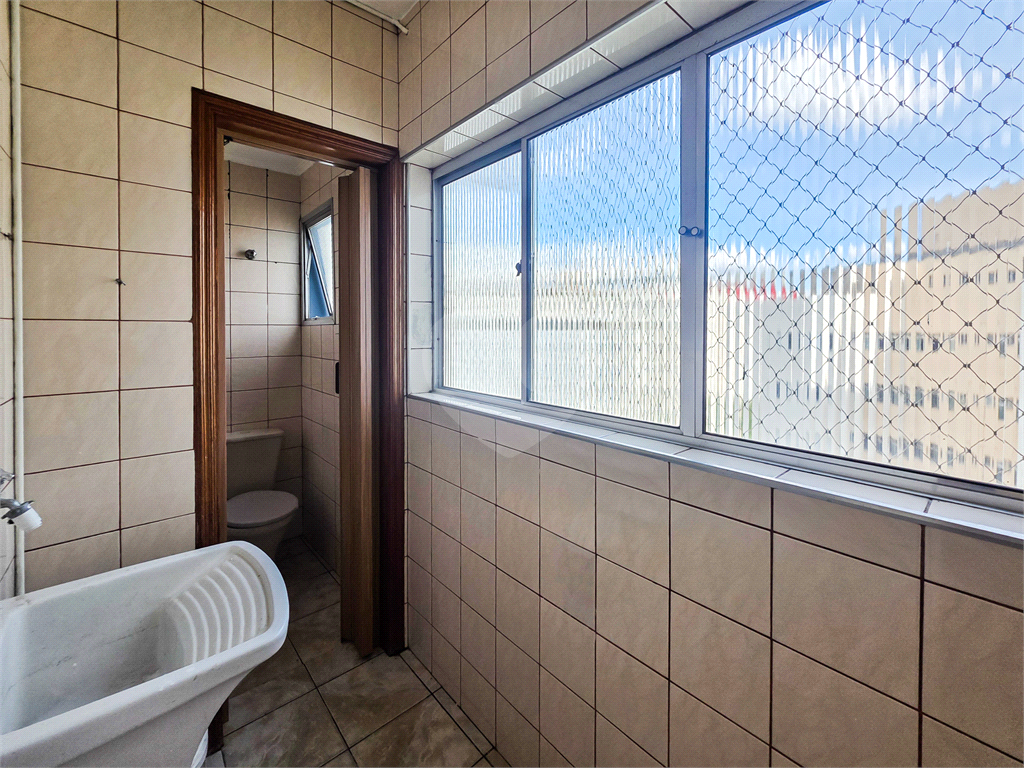 Apartamento - Vila Ema - 3 Quartos / Dormitórios - 1 Vaga - Venda / Compra