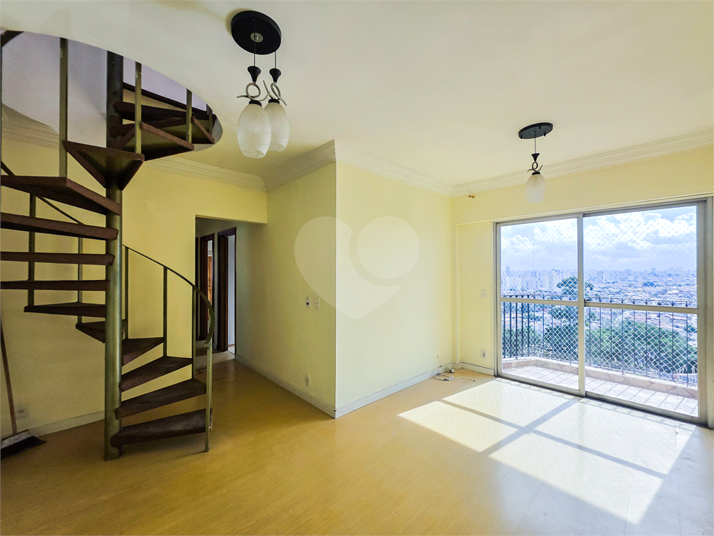 Apartamento - Vila Ema - 3 Quartos / Dormitórios - 1 Vaga - Venda / Compra