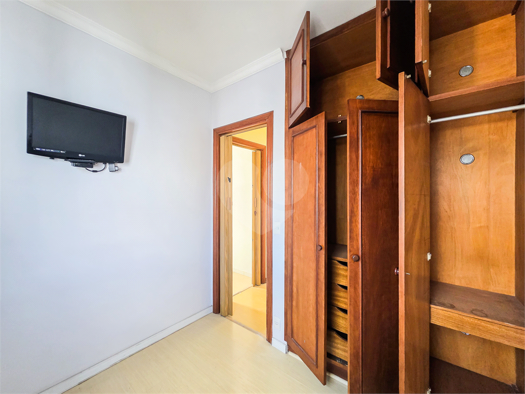 Apartamento - Vila Ema - 3 Quartos / Dormitórios - 1 Vaga - Venda / Compra