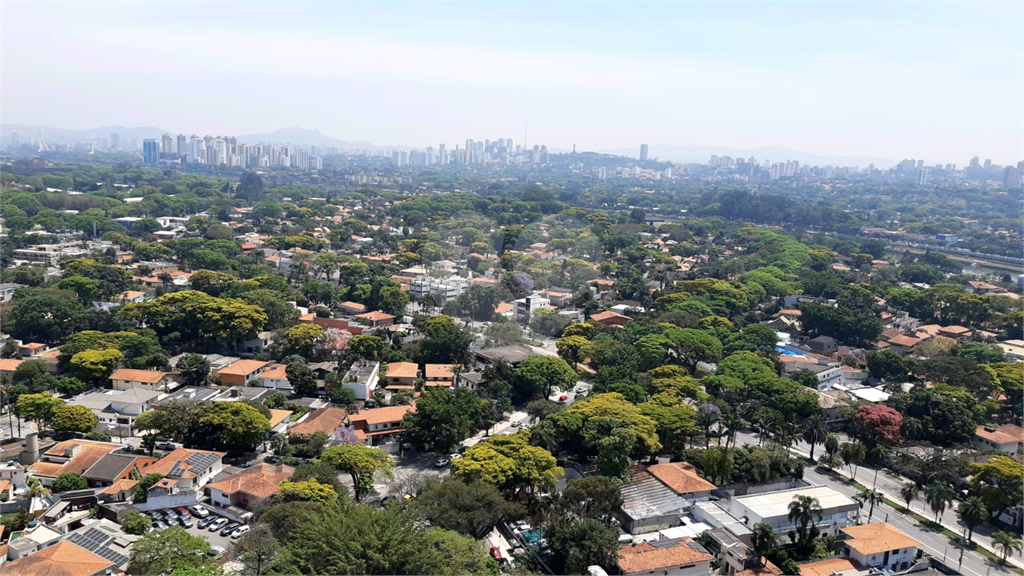 APARTAMENTO 3 Quartos (01 Suíte) 2 Vagas - Primeira Locação.