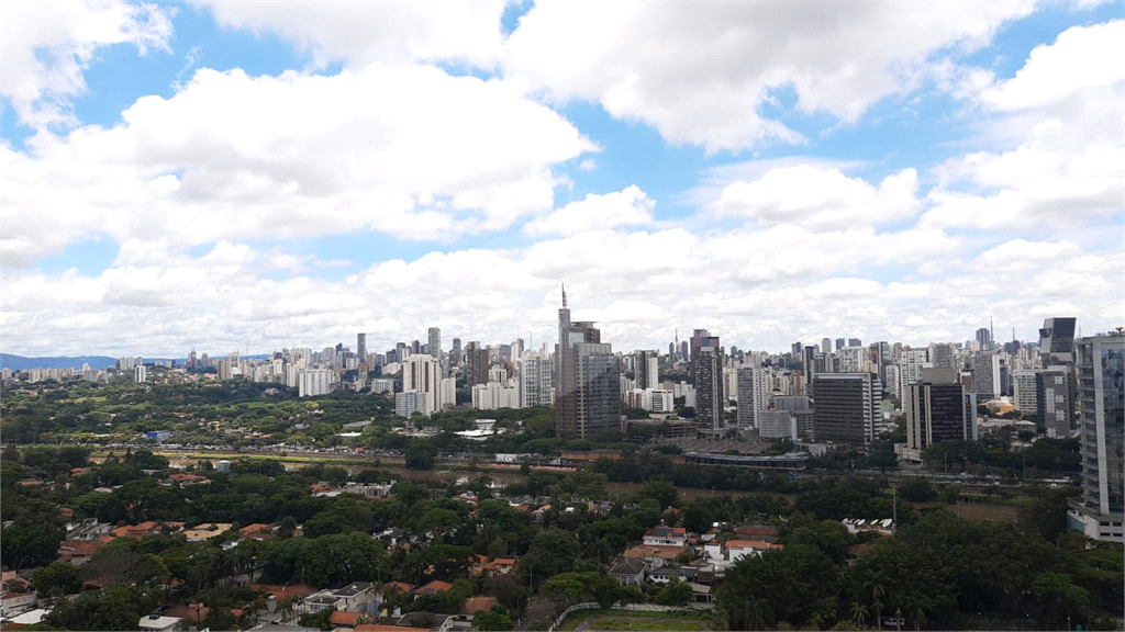 APARTAMENTO 3 Quartos (01 Suíte) 2 Vagas - Primeira Locação.