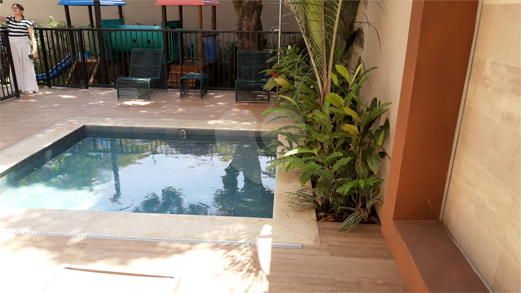 APARTAMENTO 3 Quartos (01 Suíte) 2 Vagas - Primeira Locação.