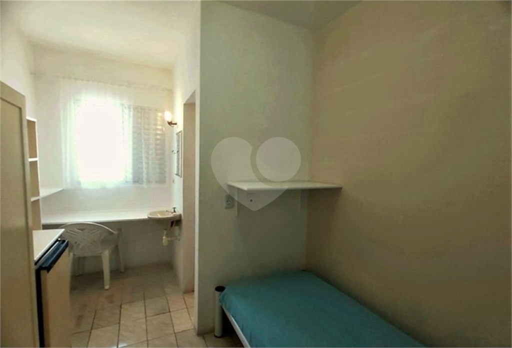 Prédio à venda ou locação na Chácara Inglesa | 300 m² | 20 studios mobiliados | 7 vagas | Alta rentabilidade!